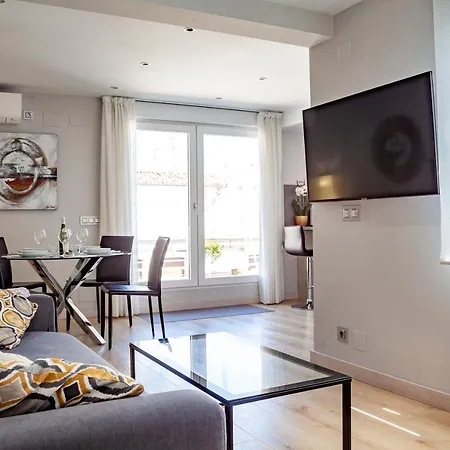 Apartmán Burgo Nuevo Atico De Lujo En Pleno Centro Con Terraza Y Vistas - Leonapartamentos