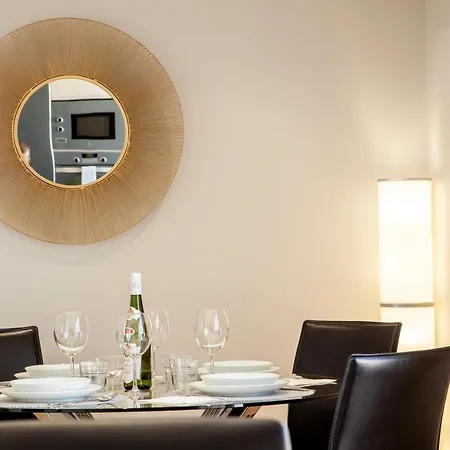 Apartamento Burgo Nuevo ático De Lujo En Pleno Centro Con Terraza Y Vistas - Leonapartamentos Leão