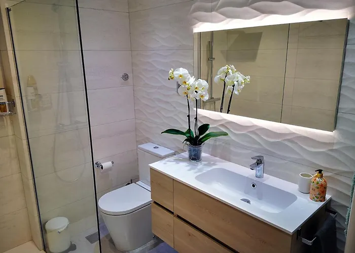 Apartmán Burgo Nuevo Atico De Lujo En Pleno Centro Con Terraza Y Vistas - Leonapartamentos *