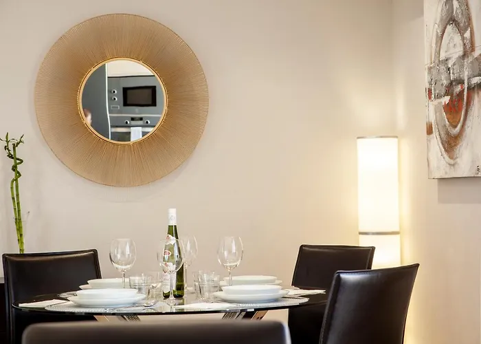 Apartment Burgo Nuevo Atico De Lujo En Pleno Centro Con Terraza Y Vistas - Leonapartamentos Leon